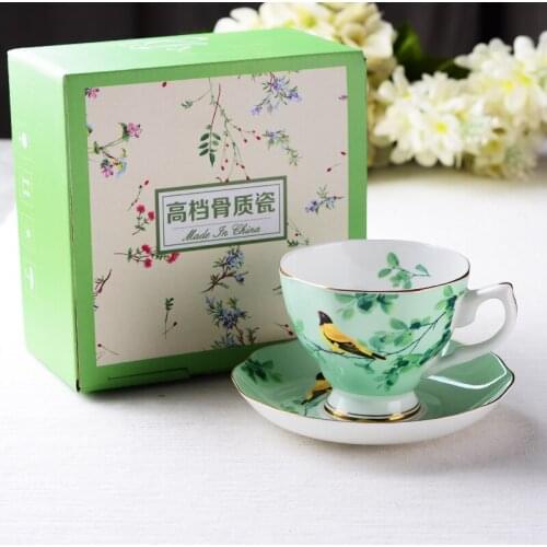 Creative Bone China Flower Tea Cup And Saucer Set Ceramic Coffee Cup Set British Black Tea Cup Chinese Wedding Tea Set