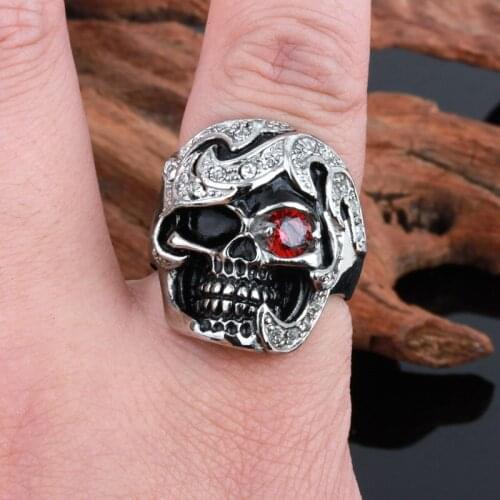 High-quality fashion jewelry original single red-eye stone ring skull mens titanium steel ring