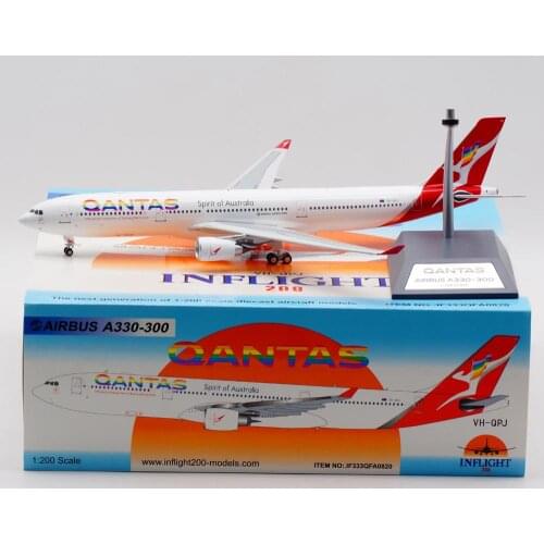 1:200 Alloy Collectible Plane INFLIGHT IF333QFA0820 QANTAS AIRLINES Airbus A330-300 Diecast Aircraft Model VH-QPJ With Stand