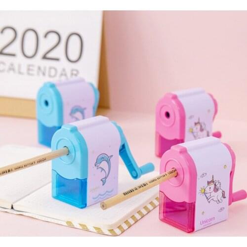 1pcs Student Hand Crank Pencil Sharpener Cartoon Print Pencil Sharpener School Supply