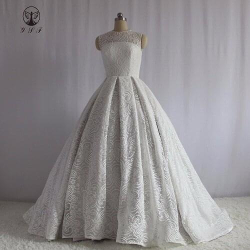 Simple but Elegant O Neck Sleeveless Lace Up Corset Pleated A Line Lace Wedding Dresses 2017