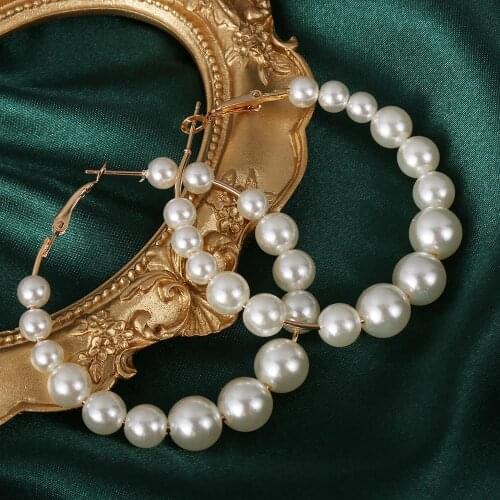 2021 New Women Elegant White Pearls Round Earrings Girl Birthday Party Big Pearl Circle Round Earrings Wedding Fashion Jewelry