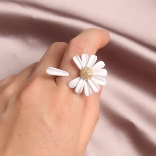 Etrendy Engagement Rings