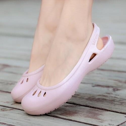 2020 Hot Sale Luxury Brand Clogs Women Sandals mens Shoe EVA Lightweight Sandles Unisex Colorful Shoes for Summer Beach