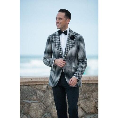 Fashionable Two Buttons Houndstooth Groom Tuxedos Peak Lapel Groomsmen Mens Wedding Suits Blazers (Jacket+Pants+Tie) W:610