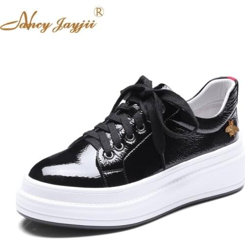 White Black Genuine Leather Patent Women Flats Shoes Spring Autumn Loafer Soft Old Round Toe Lace-up Casual Sneakers Size 38 39