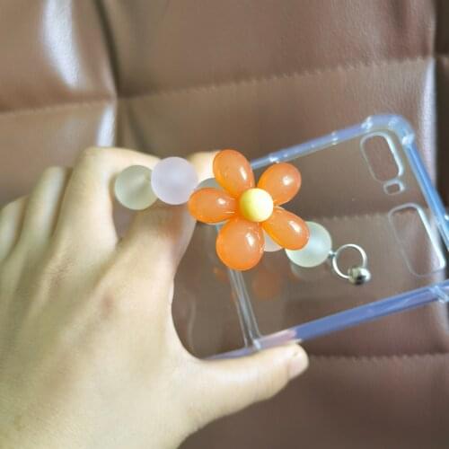 Creativity DIY Sweet Beads Flowers Bracelet Case For Samsung Galaxy Z Flip / Flip3 5G Shockproof Clear Case Cover