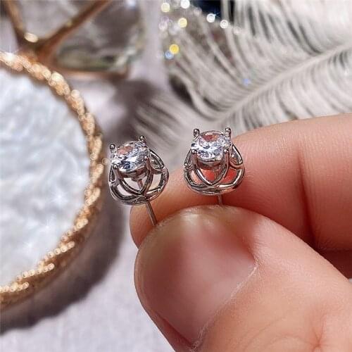 Huitan Novel Design Womens Ear Ring with Single Crystal Cubic Zirconia Fashion Versatile Female Earrings Piercing Jewelry Gifts