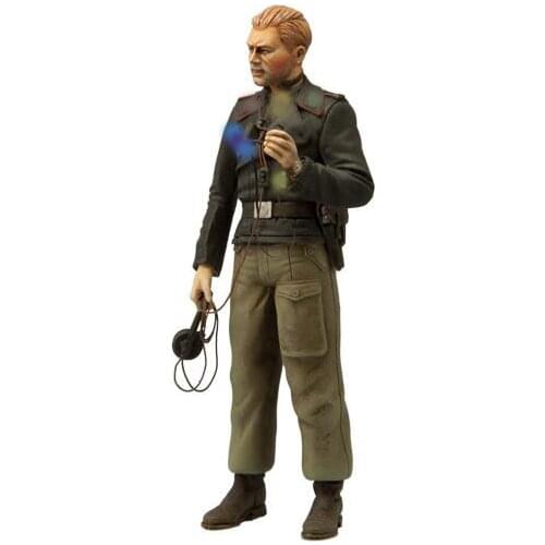 New Unassembled 1/16 MAN Crew 1944 soldier Resin Kit DIY Toys Unpainted resin model