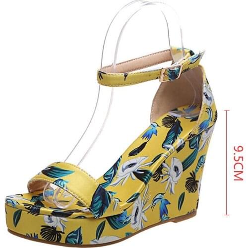 Women High-Heel Shoes Summer Wedges Platform Flower Sandals Ladies Open Toes Covel Heel Buckle Sandal 2021 Female Casual Shoe