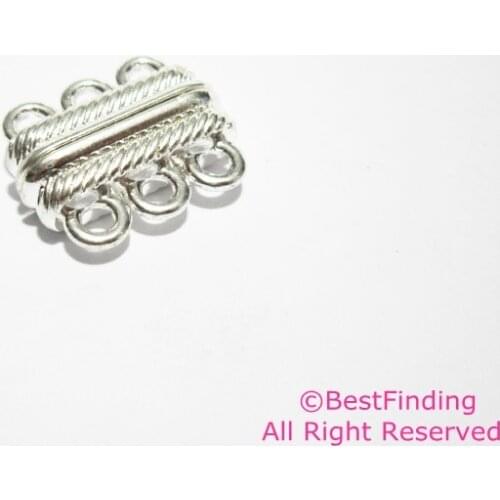 Silver tone magnetic clasp 3 strands Ribbed loop multi strand magnetic clasp