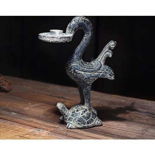 Simple Elegant Candle Holder Ornaments Living Room Classical Candlestick Vintage Windproof Centro De Mesa Table Decor BS50CH