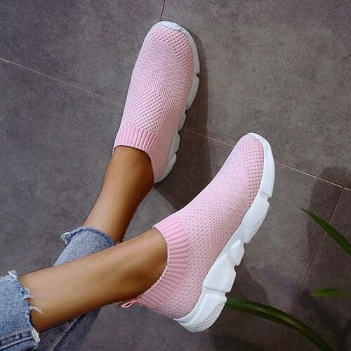 Sneakers 2021 Zomer Sok Sport Stijl Fly Weave Luie Vrouwen Enkele Schoenen Mesh Ademend Slip-on Non-slip Sneakers Best Shoes