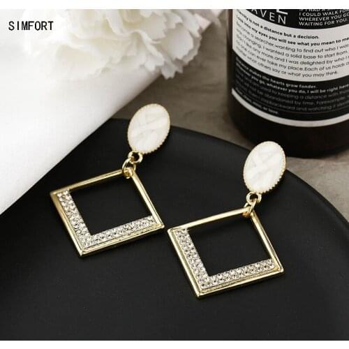 Womens 925 Silver Pin Earring Rhombus Hollow out Diamonds All-match Fashion Simple Personality Alloy Decoration Jewelry Gift
