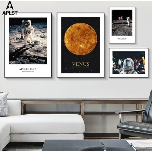 Astronaut On Space Moon Retro Canvas Prints & Poster New York Landscape Modern Picture Decoration for Living Room Wall Art Decal