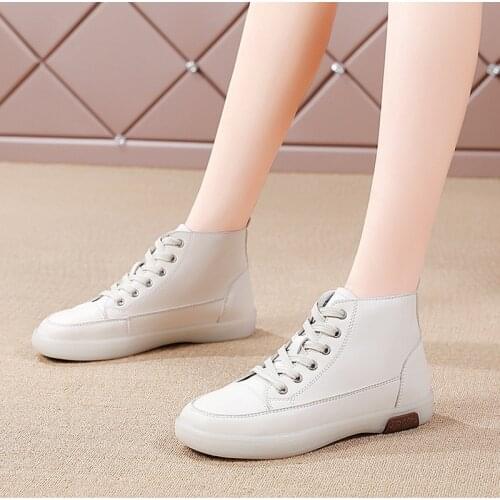 2021 Autumn New Leather White Women Shoes Flat Soft Sole Comfortable Casual High Top Shoes for Women Sneakers Zapatos De Mujer