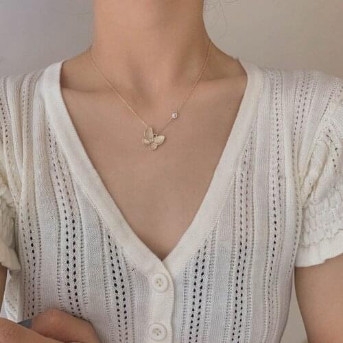 1pc 2020 Hot Sale Butterfly Opal Choker Necklace for Women Elegant Rhinestone Pendant Women Girl Clavicle Chain Jewelry Gift