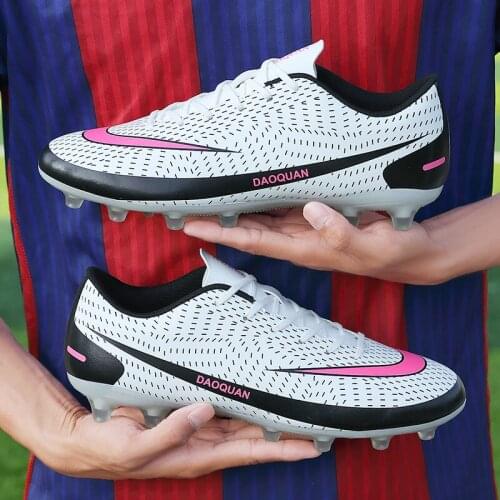 Men Kids Football Shoes Cleats Long Spikes Outdoor Training Shoes Sneaker Breathable Men Athletes Soccer Sport Shoes 34-47