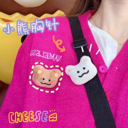 2021 New Korea Fashion Originality Plush Bear Brooch Handbag Decorations Girls Brooch Temperament Jewelry Wholesale