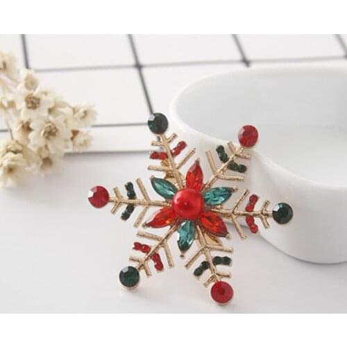 Christmas Accessories Brooch Snow Crystal Embellished Jewelry Thick Atmosphere Holiday Gift Symbol Of Harvest And Joy