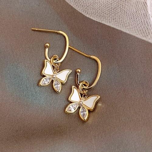 Fashion Personality Lovely Shell Rhinestone Butterfly Earrings Beautiful Animal Earrings For Women Trendy Jewelry Accessory