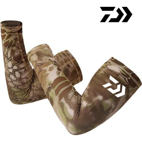 DAIWA Arm Sleeve Gym Arm Warmers Running Cover Arm Guards Fishing Elbow Pads Support Fitness Cycling Sun UV Protection