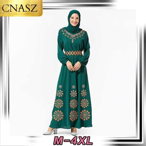 Muslim Dress Dubai Style Islamic Fashion Large Size Womens Turkey Middle East Elegant Embroidered Arabian Dress Kaftan