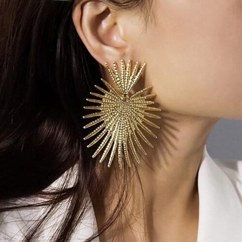 Fashion New Trendy Fan-Shaped Earrings Female Personality Exaggerated Cold Wind Vacation Wind Earrings Friends Gifts