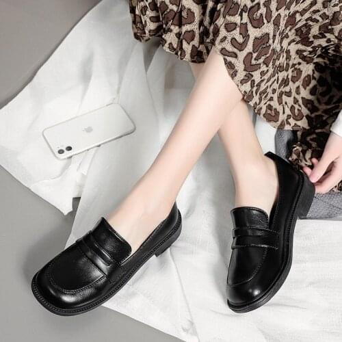 New Oxford Shoes for Women Solid Patent Leather Shoes Woman Slip on Platform Shoes Women Round Toe Casual Shoes Plus Size