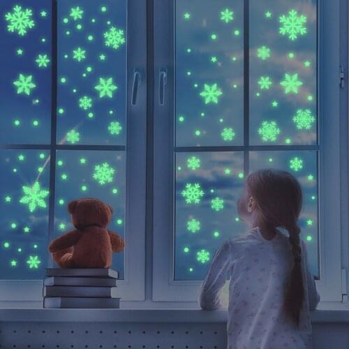 100pcs 3D Snowflake Luminous Window Wall Sticker Children Room Wall Decoration Glowing Christmas Wall Sticker