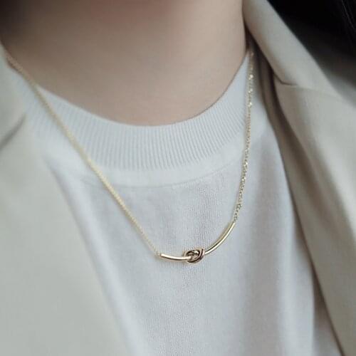 2021 Fashion Titanium Steel Knotted Necklace Gold Color Summer Light Luxury Niche Choker Necklace for Women Pendant Jewelry Gift