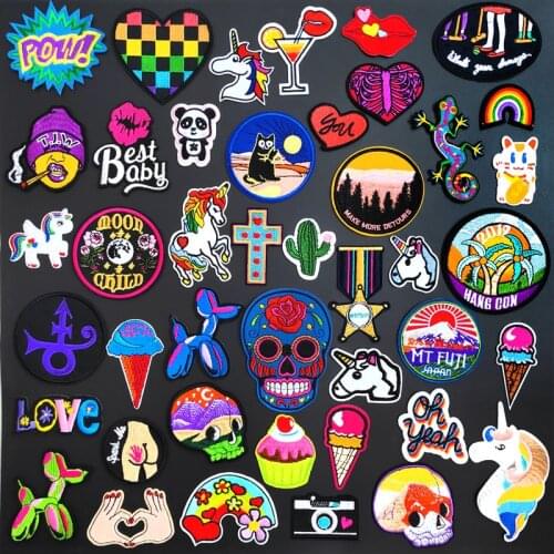 Horse Heart LOVE DIY Badge Embroidery Patch Applique Clothes Ironing Clothing Sewing Supplies Decorative Badges DOG OH YEAH