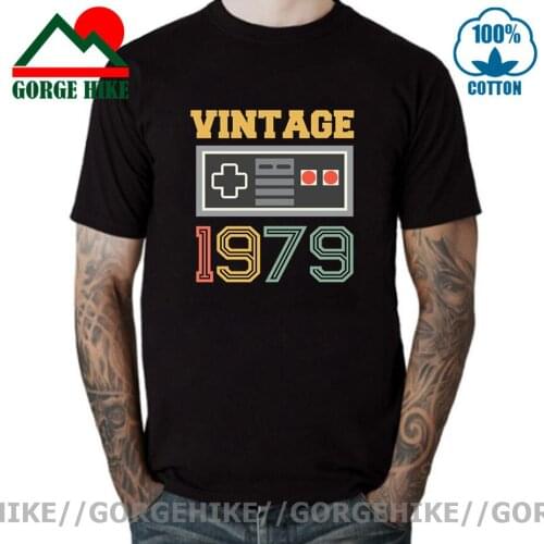GorgeHike Retro 70s Clothes Vintage NES Controller 1979 game lover Birthday gift Tee shirt PS gamer T shirt Born in 1979 T-shirt