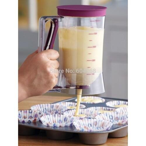 Free Shipping New Baking Essentials Cake Batter Cream Dispenser Dough Cupcake Batter Dispensers