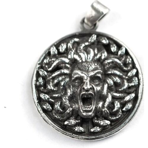 Mythical Rage Gorgon Pendant Unisex Gothic Snake Hair Banshee Medusa Stainless Steel Jewelry