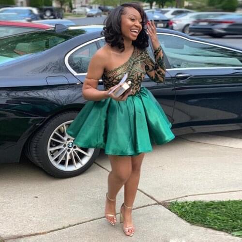 Stylish A Line Hunter Lace Homecoming Dresses One Shoulder Long Sleeve Short Prom Gowns Cheap Pleated Satin Cocktail Dress
