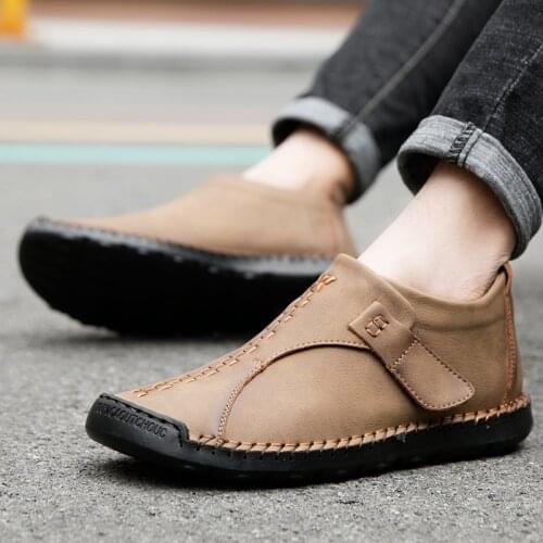 Brand 2021 New Fashion Men Handmade Leather Boots Outdoor Non-slip Motorcycle Boots Comfortable Soft Casual Boots Big Size 48