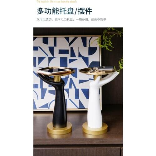 2021 New Design Home Decoration Fashion Creative Modern Hand Sculpture Art Home Accessories