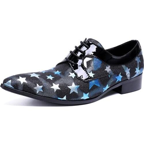 NEW Personalized Mens Leather Shoes 2021 Spring and Summer New Products British Trend Five-pointed Star Print Leather Shoes Men