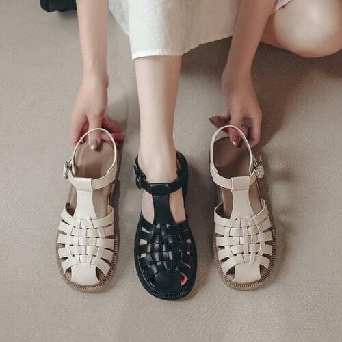 Roman sandals women Thick bottom 2021 summer new Korean version woven hollow flat shoes for women Casual buckled womens shoes