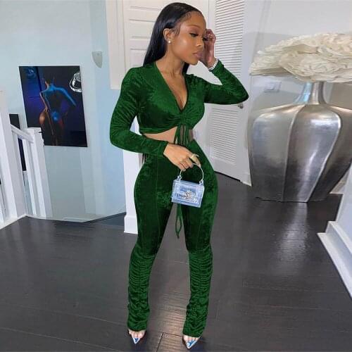Womens Velvet Tracksuit Velour Two Piece Pant Suits Fall Winter Long Sleeve V-neck Crop Top Stacked Sweatpant Casualwear Sets