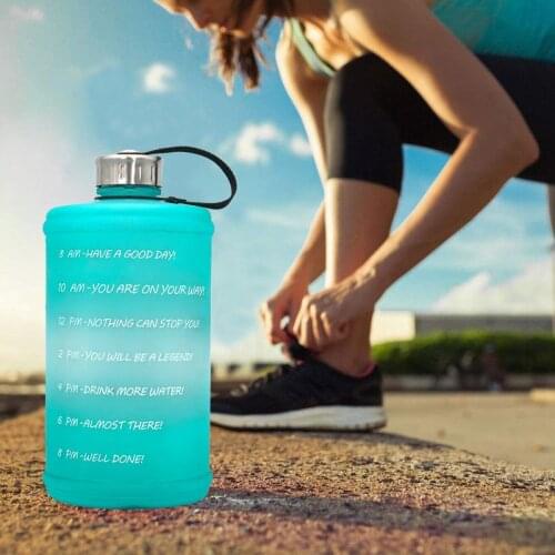 Sport 2 liter motivational water bottle gradient color gym 2.2L water jug 2000ml fitness water bottle BPA free with time marker