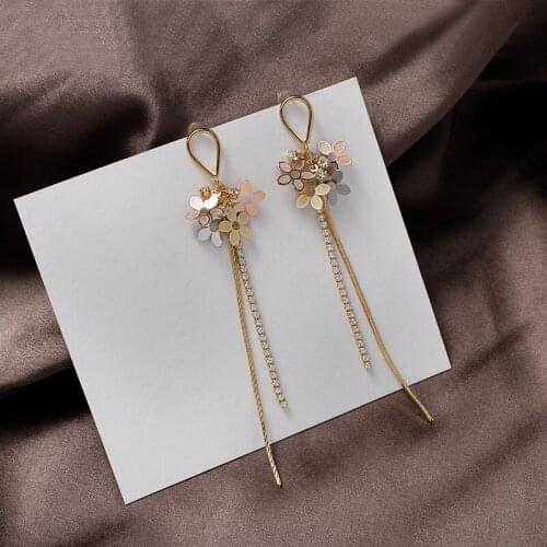 2021 New Korea Fashion Earrings for Women Simple Floret Tassel Earring Eardrop Temperament Jewelry Wholesale
