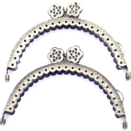 8.5cm Silver/Bronze Tone Metal Purse Frame Arch Plum Blossom Head Kiss Clasp Sewing Holes Handbag Buckle Luggage Hardware