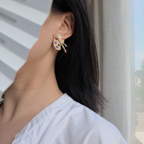 Korean New Fashionable Unique Artist Palette Gold Metal Stud Earrings for Women Girls Gift Accessories Party Abstract Jewelry