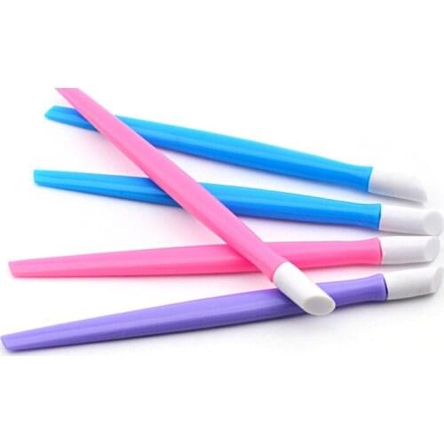 10pcs /pack New 9.7CM Nail Cuticle Pusher plastic handle with Rubber Head Nail Stickers Pushers mixed colors Manicure tools