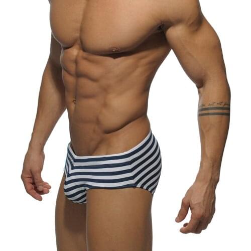 Sexy With Cups Swimming Trunks For Bathing New Style Swimwear Men Fashion Printing Briefs Men Triangle Breathable Mens Swimsuits