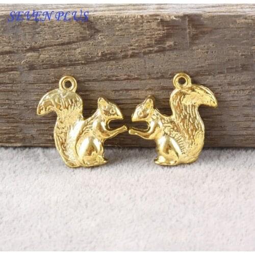 High Quality 20 Pieces/Lot 21mm*18mm Gold Color Animal Charms Cute Squirrel Charms For Jewelry Making