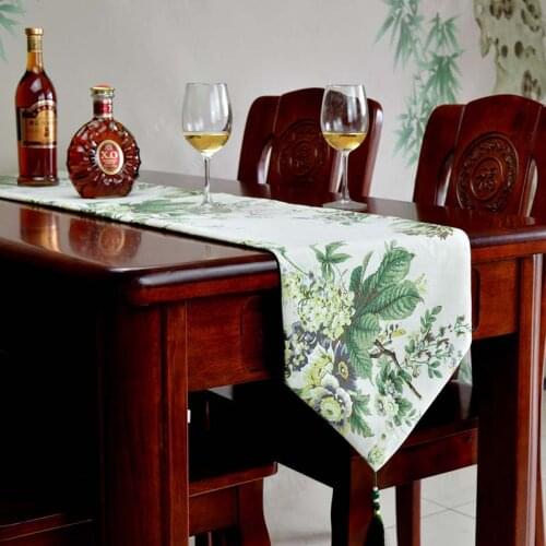 Modern Table Runner North US European Style Leaves Painting Home Decor Wholesale Embroider Table Runner for Wedding Hotel Dinner