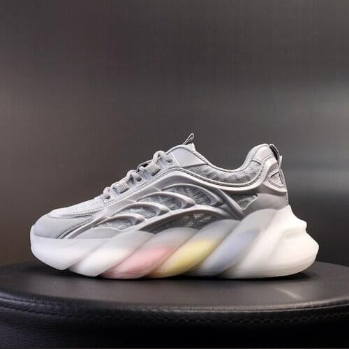 2021Ladies Chunky Sneakers Platform Designer Breathable Womenss Sport Shoes Colorful Sole Light Trainers Lace Up Running Shoes